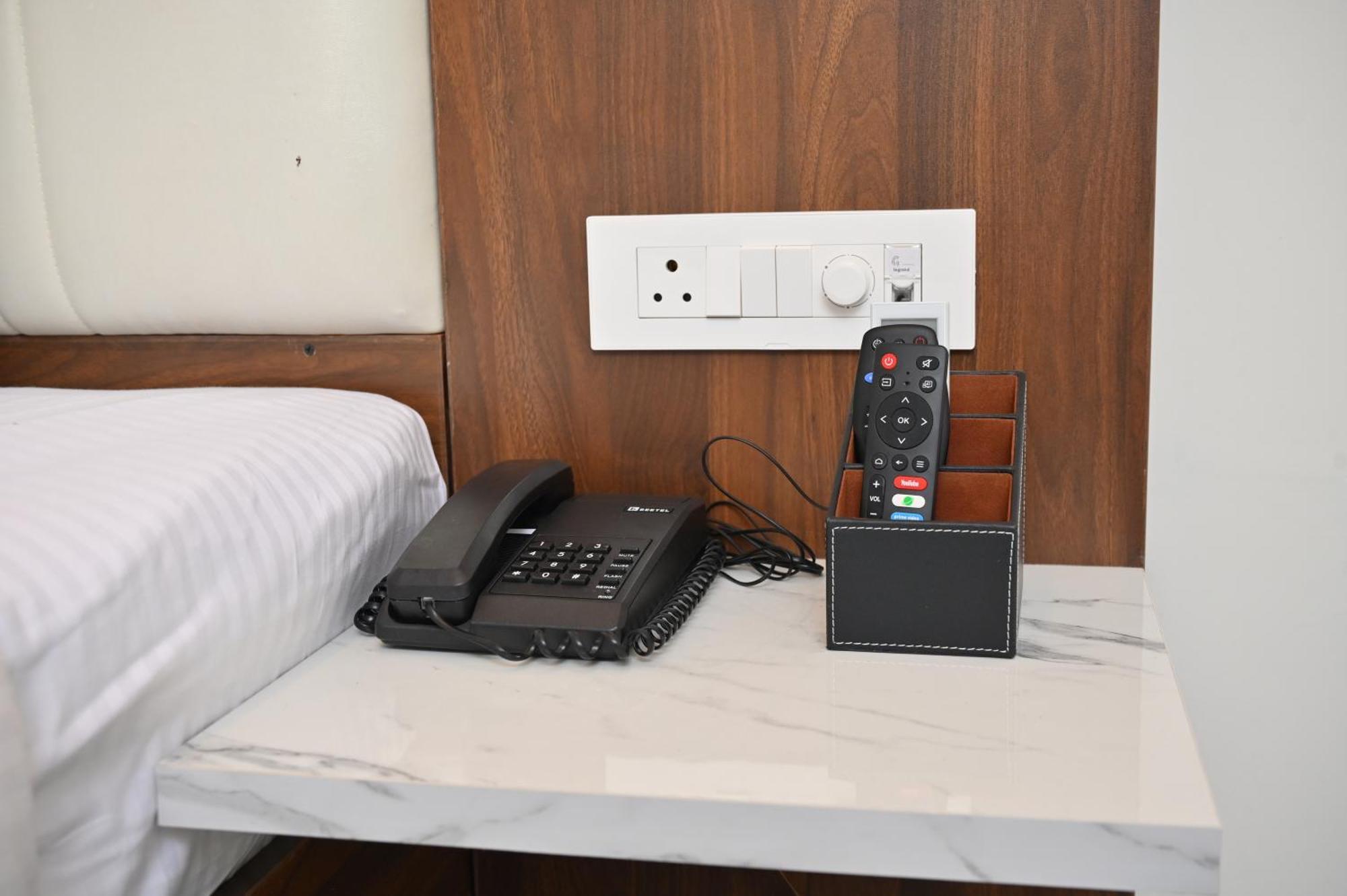 Hotel Shri Devi Comforts Inn Bhatkal Екстер'єр фото