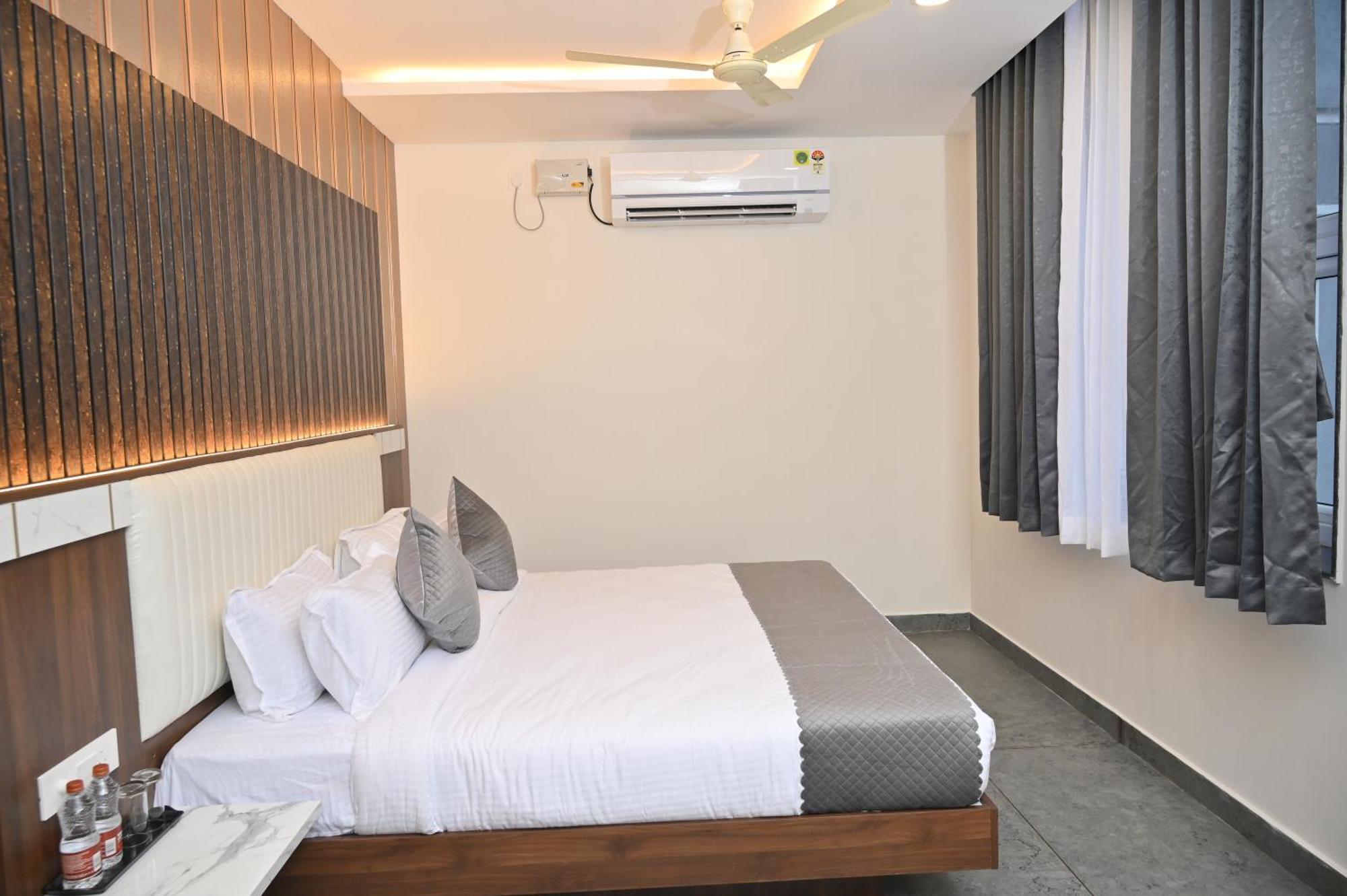 Hotel Shri Devi Comforts Inn Bhatkal Екстер'єр фото
